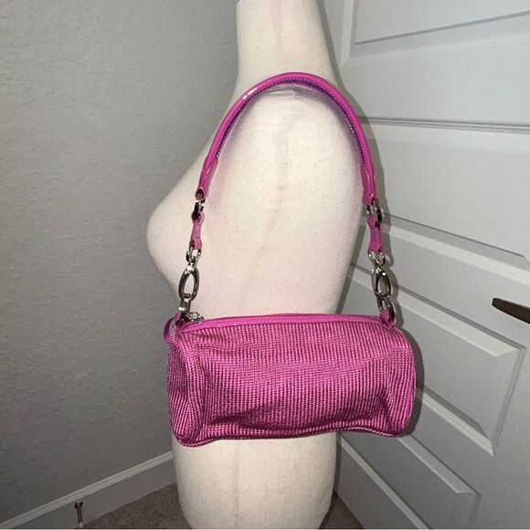 The SAK Knit Shoulder Purse Bag - Picture 4 of 5
